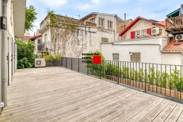 Biarritz St-Charles, T4 avec terrasse et parkings - vue 2