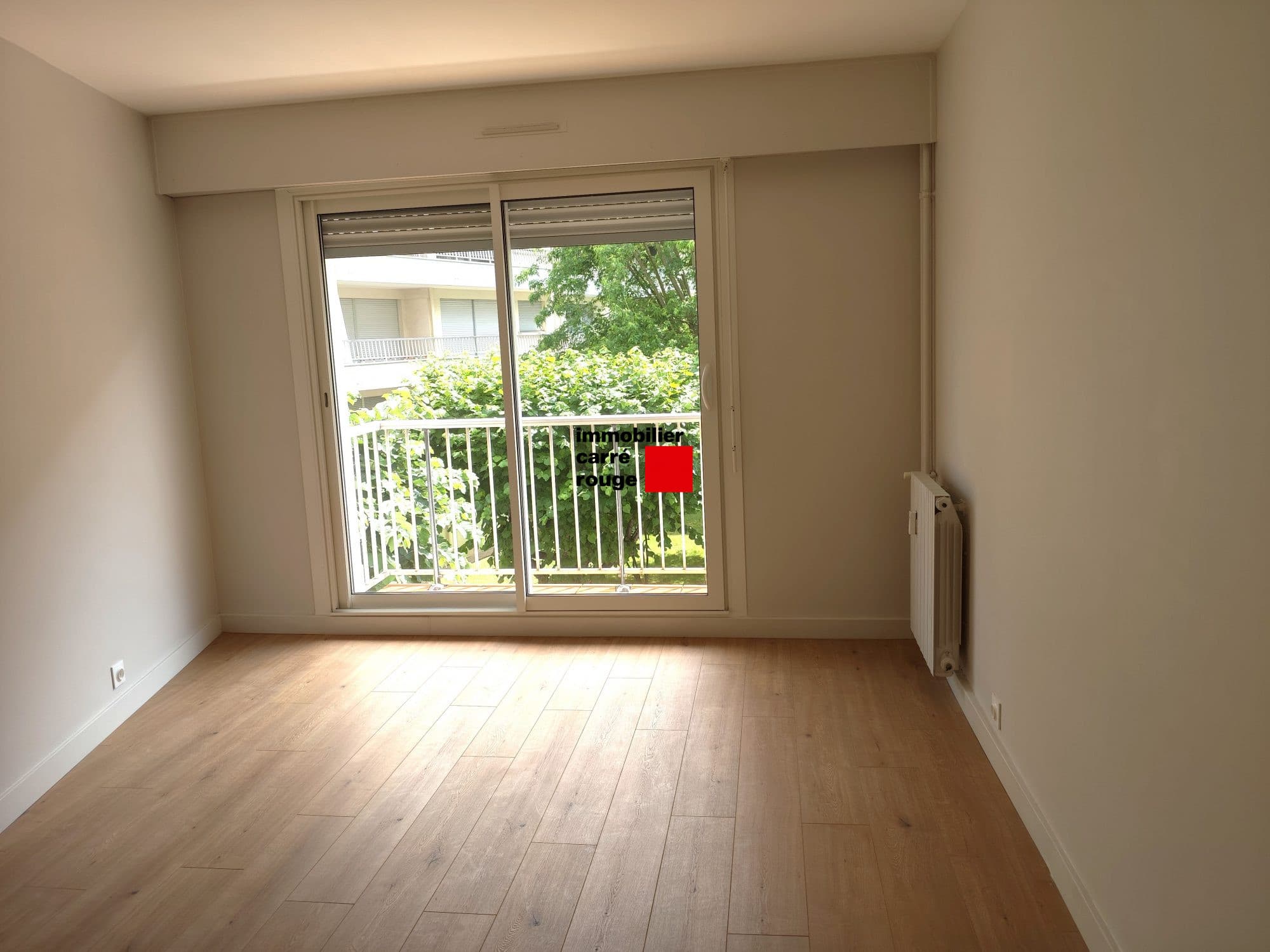 Grand T2, balcon, parking et cave - vue 4