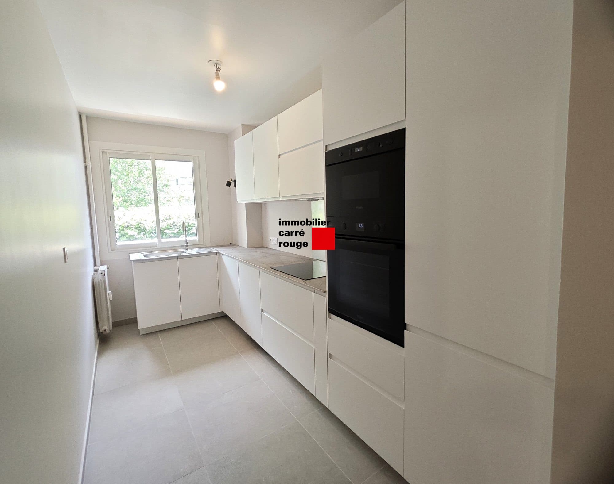 Grand T2, balcon, parking et cave - vue 2