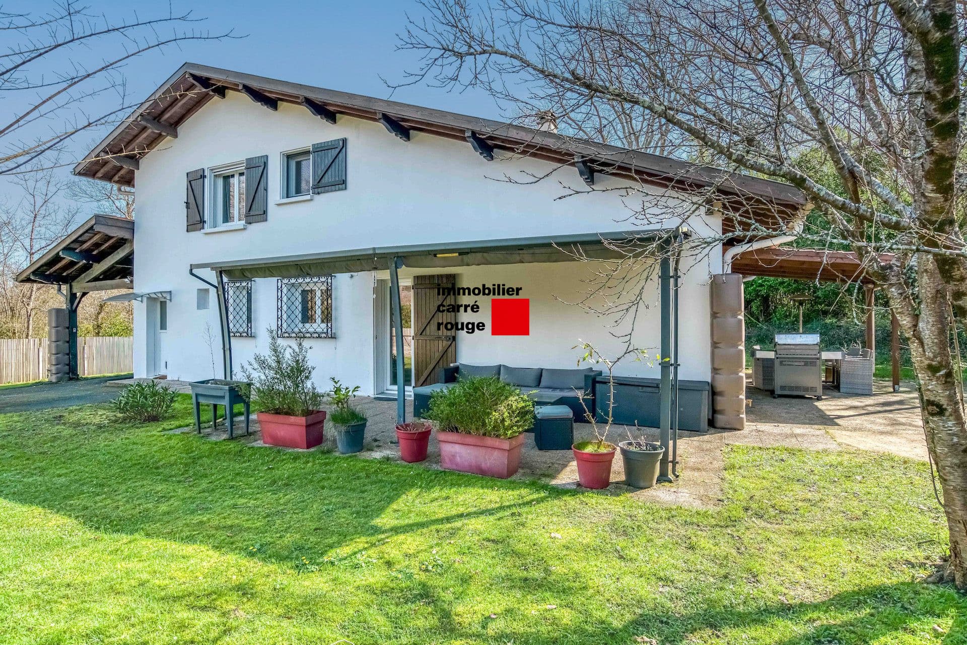 maison familiale sur grd terrain - vue 12