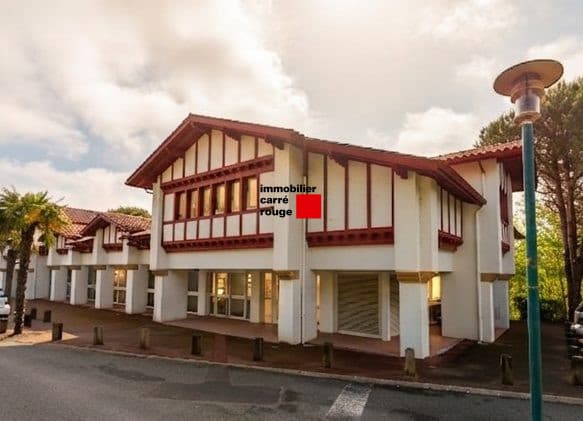 Local commercial plus de 500m² - vue 12