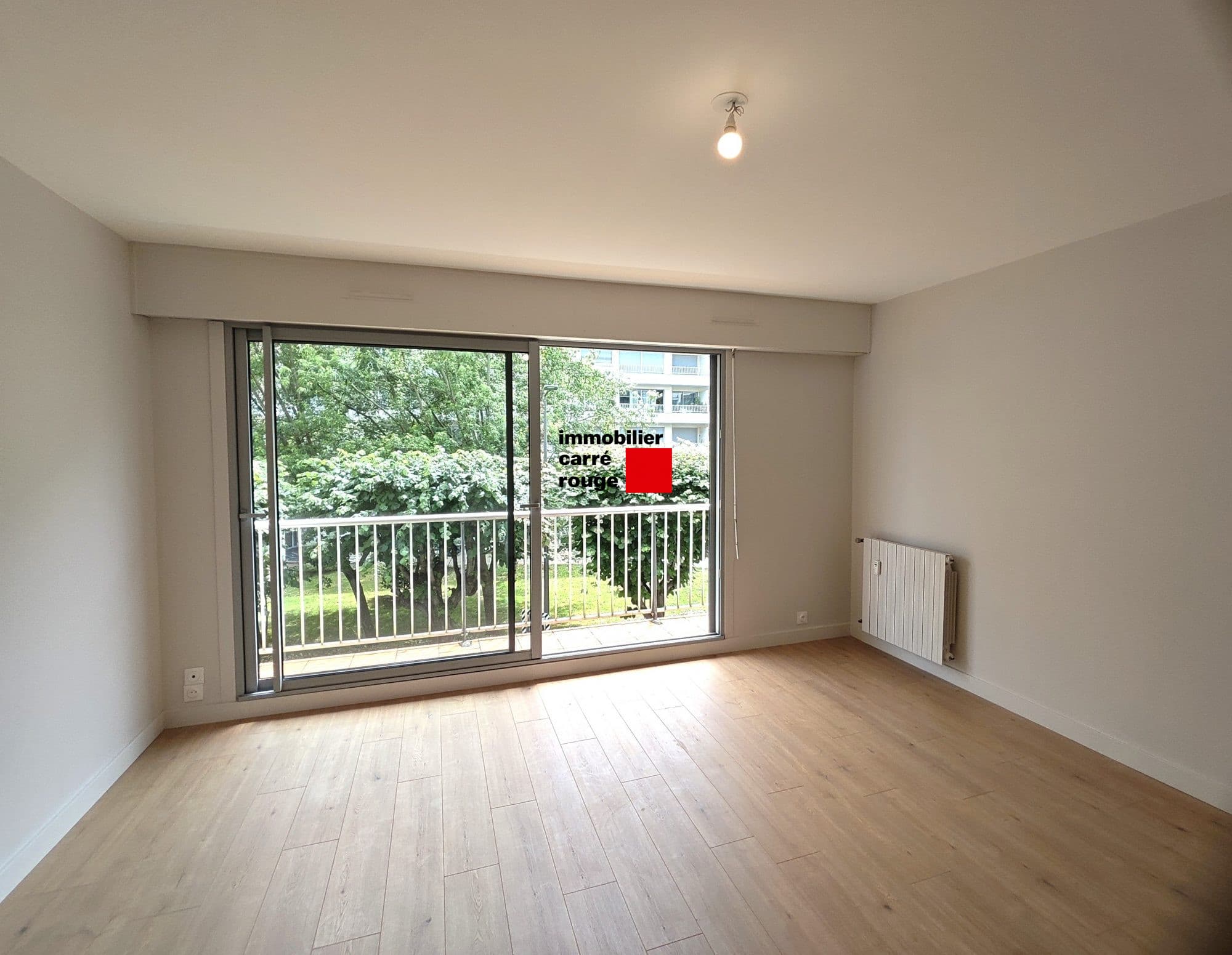 Grand T2, balcon, parking et cave